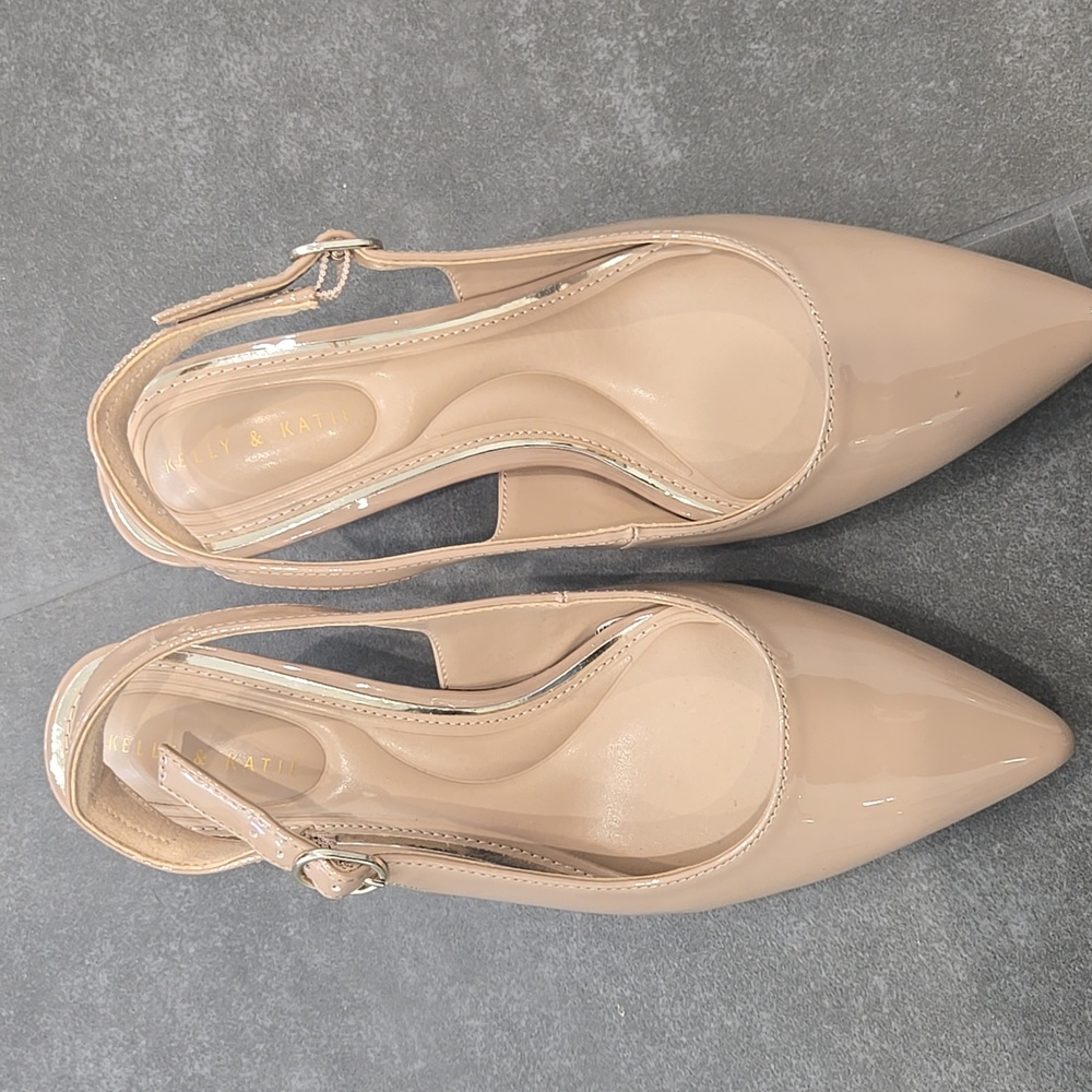 Kelly & Katie Beige Patent Pointed Toe Slingback Pump - Picture 3 of 8